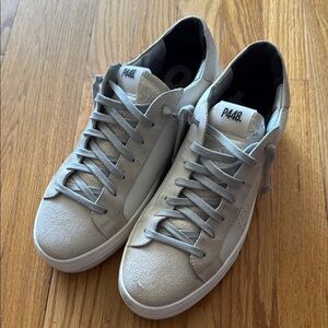 P448 Men's leather Sneakers sz EU 43 US 13 great pre owned condition